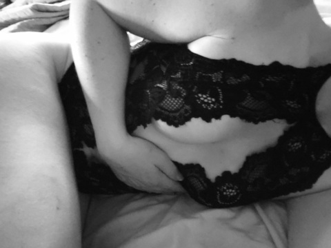 Onlyfans leak ameliaononly 

 picture 2