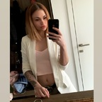 amy_ejmi OnlyFans Leaked (20 Photos and 11 Videos) 

 picture 1