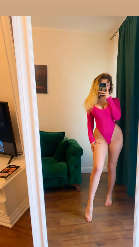 ana.denisa1909 (Ana) OnlyFans Leaked Pictures & Videos 

 picture 2