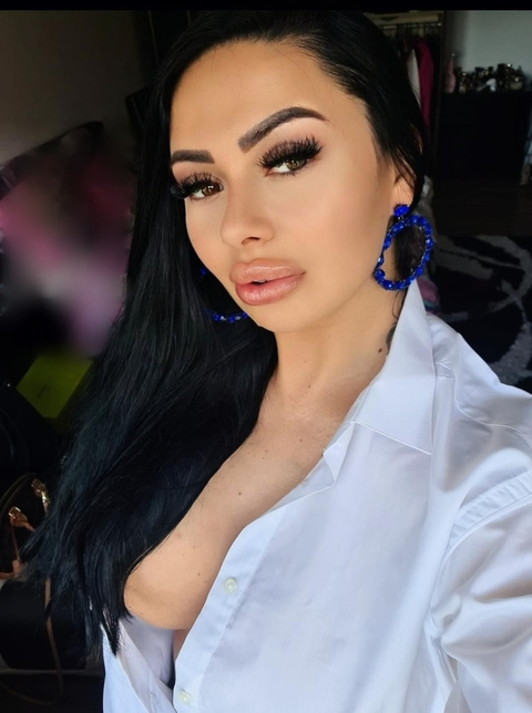 Download anarosa OnlyFans videos and photos free 

 picture 2