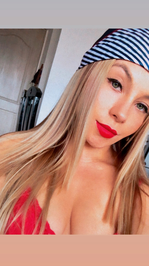 andreadiiaz (Paula ayala) OnlyFans Leaks 

 picture 2