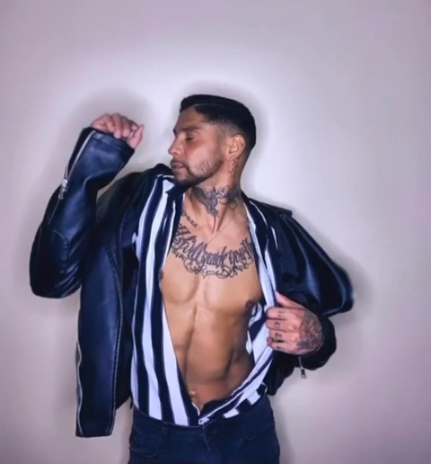 Download andrebedford OnlyFans content for free 

 picture 2