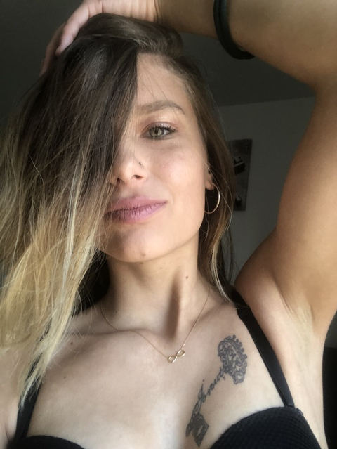 Onlyfans free content andreeasweet 

 picture 2