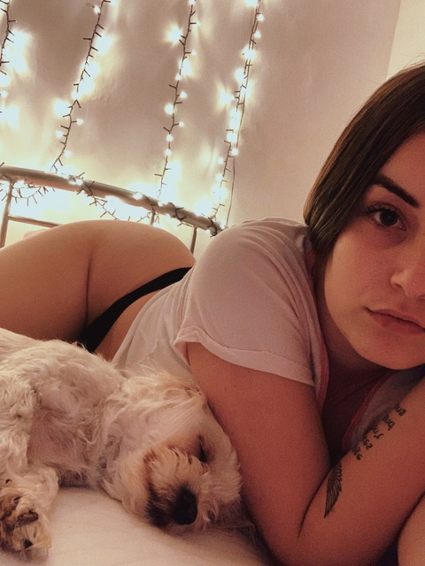andreiittaaaa (Andreea) OnlyFans Leaks 

 picture 2