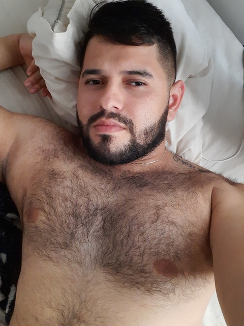 View andresito1049 OnlyFans content for free 

 picture 2