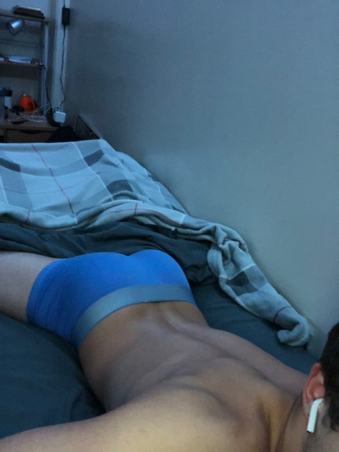 Download andrew.10 OnlyFans content for free 

 picture 2