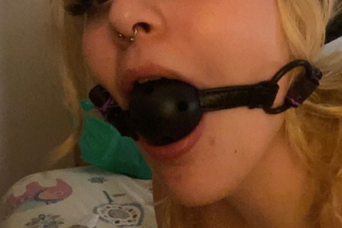View angel_dove OnlyFans videos and photos for free 

 picture 2