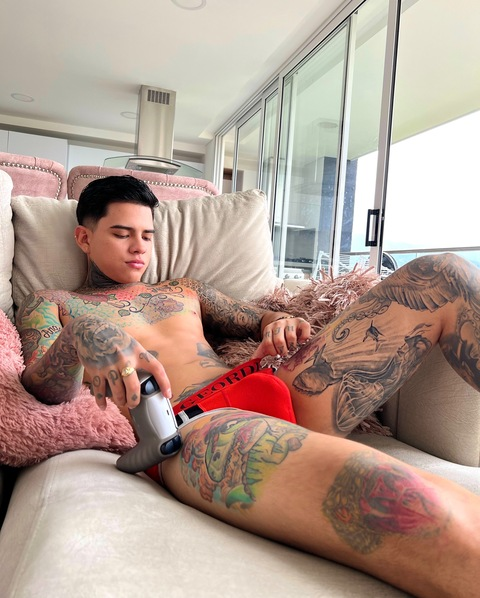 @angel_lc leaked Onlyfans videos and photos for free 

 picture 2