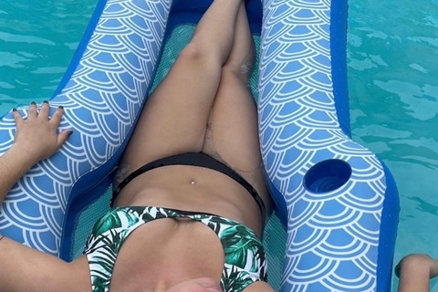 View angelboobsbambix (angelboobsbambi VIP) OnlyFans 11 Photos and 2 Videos leaks 

 picture 2