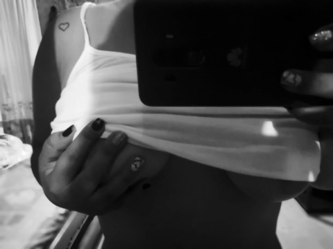 angelcv1393 OnlyFans Leak (8 Photos and 0 Videos) 

 picture 2