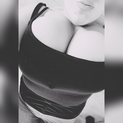 View Angelika (angelika1994) OnlyFans 16 Photos and 4 Videos leaks 

 picture 2