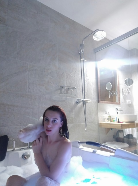 View angelinajol OnlyFans content for free 

 picture 2
