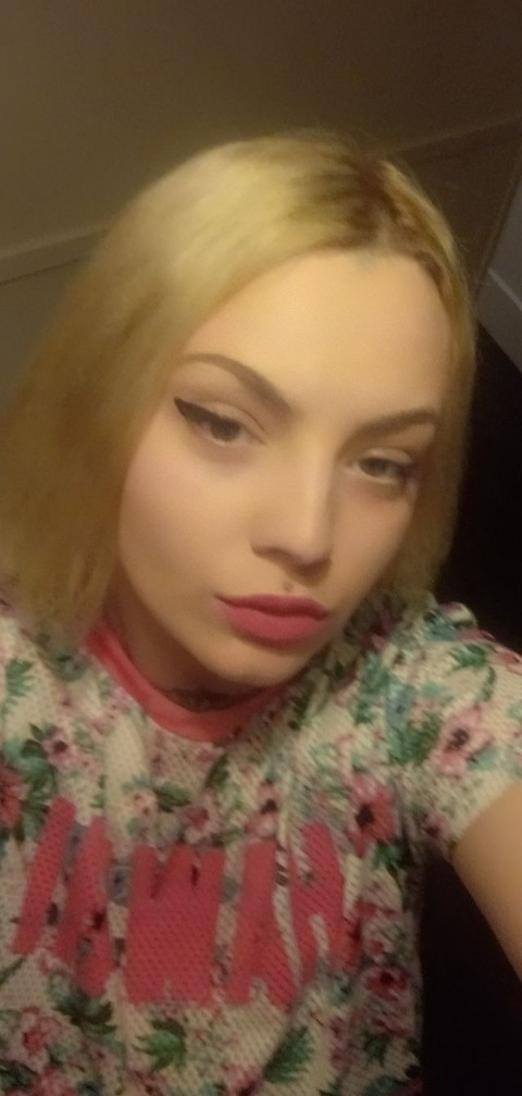 View Raluca Țarcă (angelmistress04) OnlyFans 14 Photos and 5 Videos for free 

 picture 2