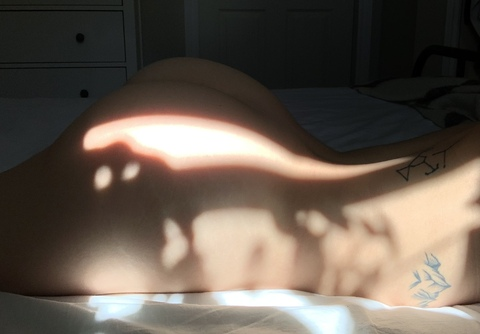 @angevenusien leaked Onlyfans content for free 

 picture 2