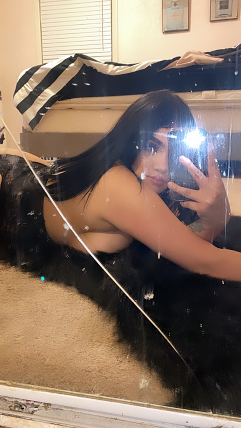 View Angelique (angxxxx) OnlyFans 6 Photos and 7 Videos for free 

 picture 2