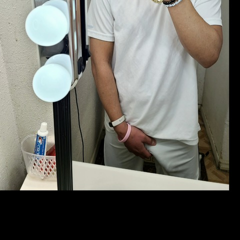 anibal472 OnlyFans Leak (18 Photos and 7 Videos) 

 picture 2