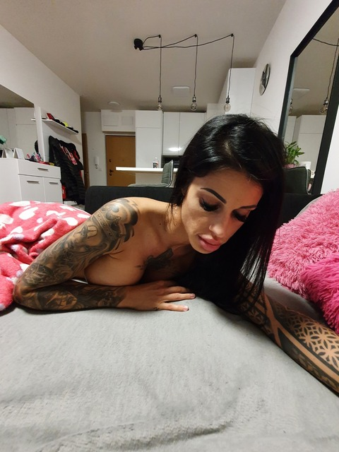 Get Free access to anikocskaaa (Anikocskaaa) Leaked OnlyFans 

 picture 2
