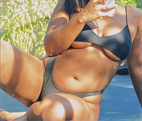 anisse OnlyFans Leaked 

 picture 2