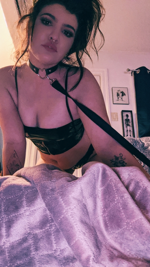 @anna_maeee leak Onlyfans photos for free 

 picture 2