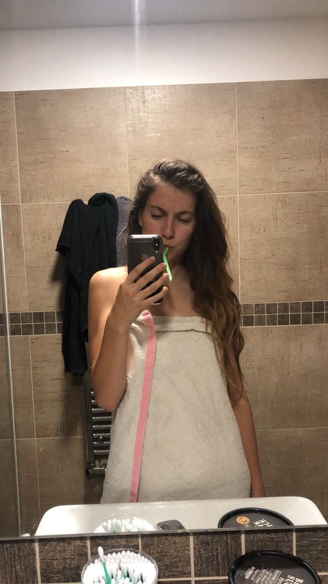 annabelinka OnlyFans Leaked Photos and Videos 

 picture 2