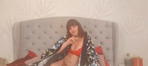 View annasama OnlyFans content for free 

 picture 2