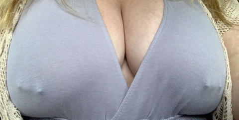 View anne20 OnlyFans content for free 

 picture 2