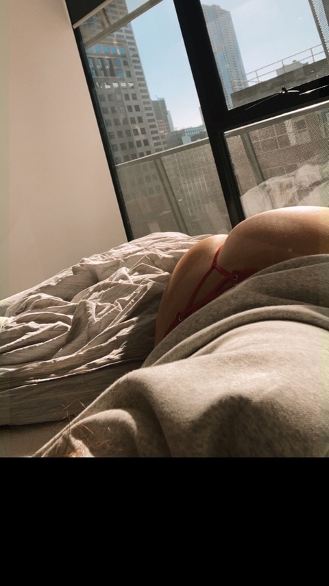 annie1402 OnlyFans Leaks 

 picture 2