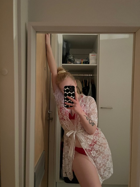 View Anni (annikarhu18) OnlyFans 0 Photos and 0 Videos gallery 

 picture 2