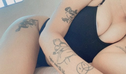 anniroch OnlyFans Leaked 

 picture 2