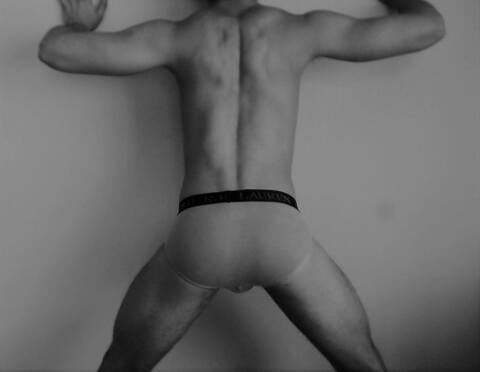 View anotherfitbttm (Another Fit Bottom) OnlyFans 7 Photos and 0 Videos for free 

 picture 2