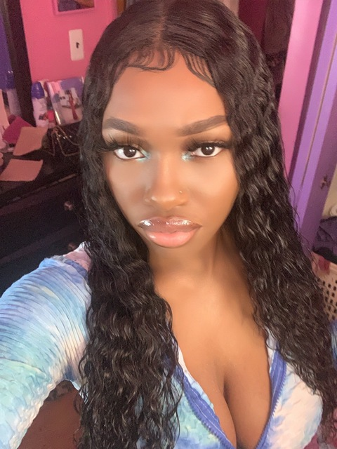 View applefnjuice2 OnlyFans videos and photos for free 

 picture 2