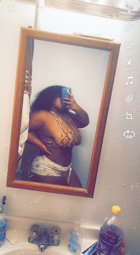aquafena386 OnlyFans Leaks (2 Photos and 7 Videos) 

 picture 2