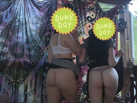 View aradiamoon (aradia &amp; bennett 💫) OnlyFans 304 Photos and 21 Videos leaked 

 picture 2