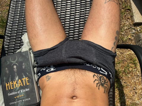 Download arcanus_boy OnlyFans content free 

 picture 2