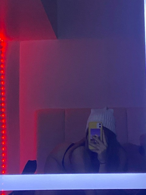 arenitaa.m OnlyFans Leak (0 Photos and 0 Videos) 

 picture 2
