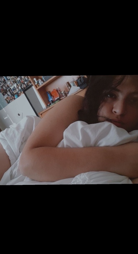 ariajose (Maria) OnlyFans Leaks 

 picture 2