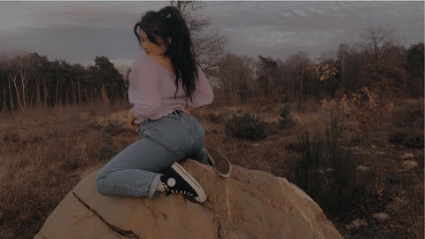 Onlyfans free arianafaye 

 picture 2