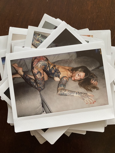 ariannastrips OnlyFans Leaks 

 picture 2