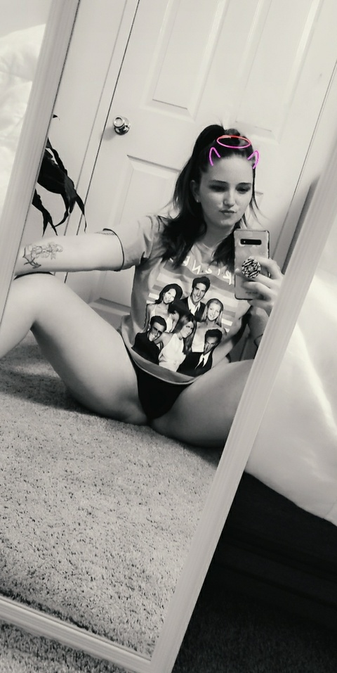ariarose13 OnlyFans Leak (47 Photos and 10 Videos) 

 picture 2