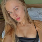 Onlyfans free content arie_berry 

 picture 1
