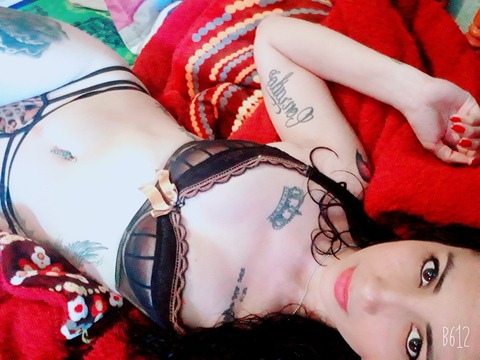 View arielfigueroa (La diabla🖤😈) OnlyFans 5 Photos and 0 Videos for free 

 picture 2