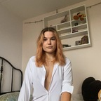 arielnaomi (Ariel) OnlyFans Leaks 

 picture 1