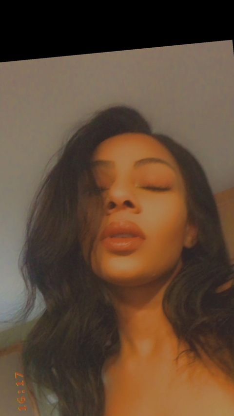 arisa_rose (Arisa 🌹) OnlyFans Leaked Pictures and Videos 

 picture 2