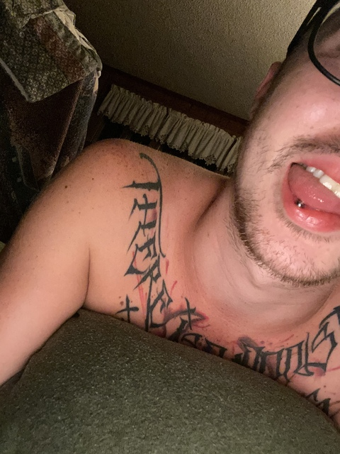 View arkkeon (Patrick) OnlyFans 38 Photos and 11 Videos leaks 

 picture 2