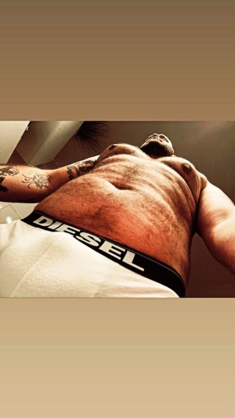 @aron_34 leaks Onlyfans photos for free 

 picture 2