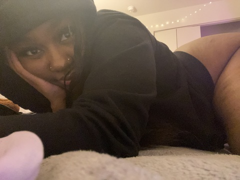 @artbyash leaks Onlyfans content for free 

 picture 2
