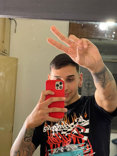 arthurr0 OnlyFans Leaked 

 picture 2