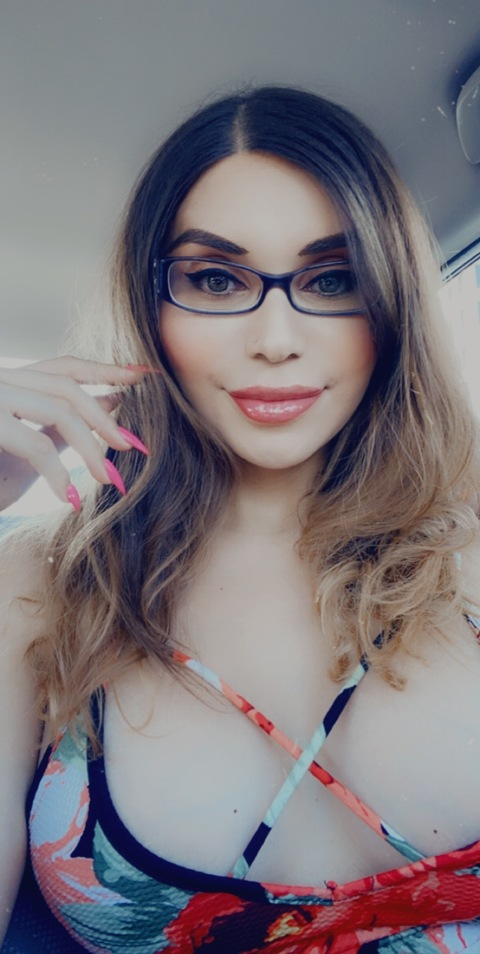 artilatina OnlyFans Leaks 

 picture 2
