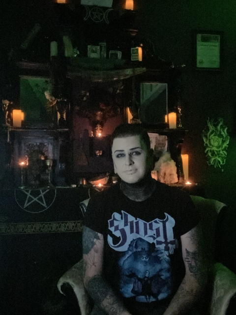 artisticallyspooky OnlyFans Leaked 

 picture 2