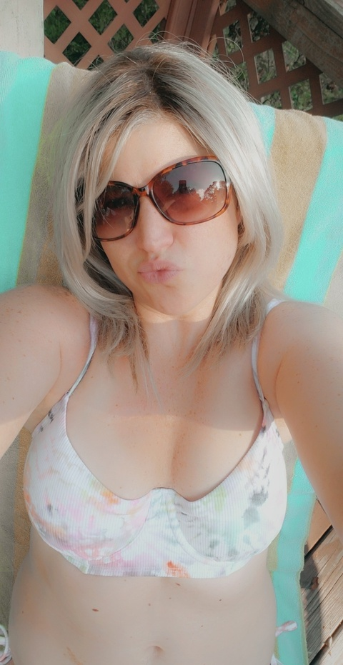 Download artsydoll OnlyFans videos and photos for free 

 picture 2